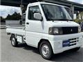 2004 Mitsubishi Minicab Truck