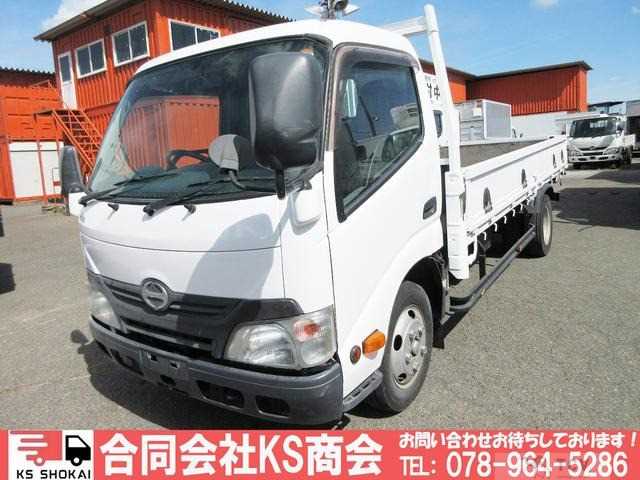 2013 Hino Dutro