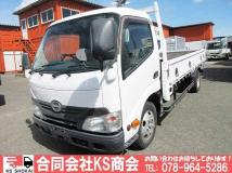 2013 Hino Dutro