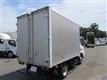 2017 Mitsubishi Canter