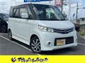 2012 Nissan ROOX