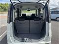 2012 Nissan ROOX