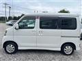 2007 Daihatsu Atrai Wagon