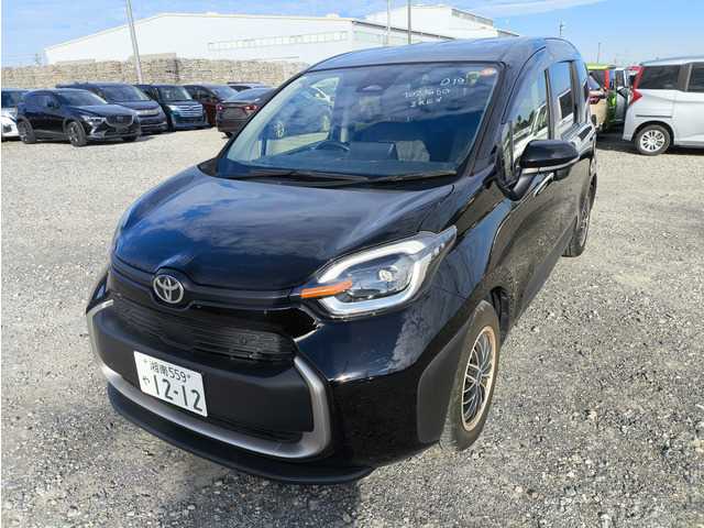 2023 Toyota Sienta