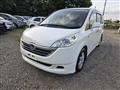 2005 Honda Step WGN