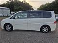 2005 Honda Step WGN