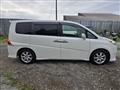 2005 Honda Step WGN