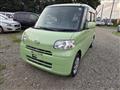 2011 Daihatsu Tanto