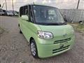 2011 Daihatsu Tanto