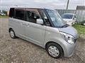 2009 Nissan ROOX