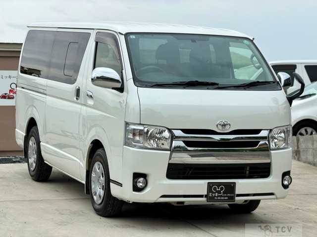 2015 Toyota Hiace Van