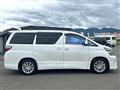 2010 Toyota Vellfire