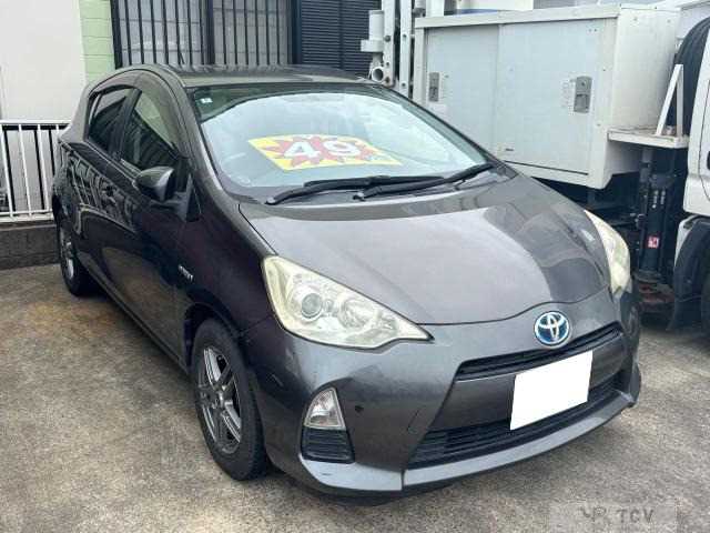 2013 Toyota AQUA