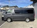 2009 Toyota Hiace Van