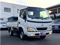 2004 Toyota Dyna Truck
