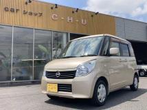 2013 Nissan ROOX