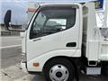 2014 Hino Dutro