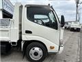 2014 Hino Dutro
