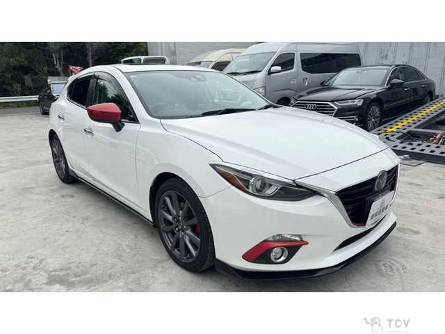 2014 Mazda Axela