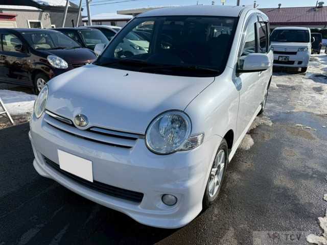 2006 Toyota Sienta