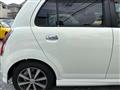 2005 Daihatsu Miragino