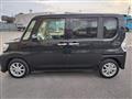 2017 Daihatsu Tanto