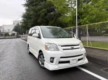 2006 Toyota Noah