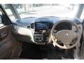 2011 Nissan ROOX