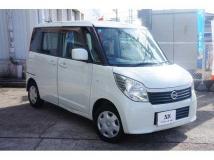 2011 Nissan ROOX