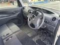 2012 Daihatsu Tanto
