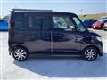 2011 Nissan ROOX