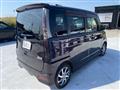 2011 Nissan ROOX