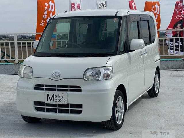 2011 Daihatsu Tanto