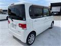 2011 Daihatsu Tanto