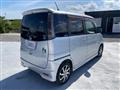2011 Nissan ROOX