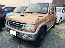 2005 Mitsubishi Pajero Mini