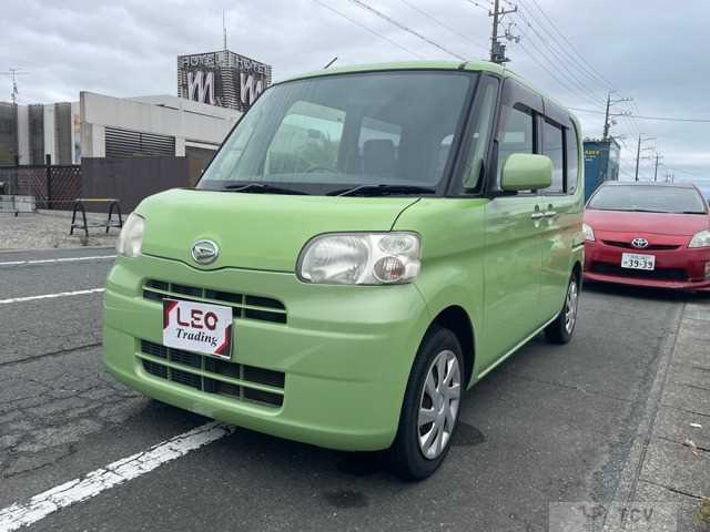 2012 Daihatsu Tanto