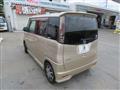 2010 Nissan ROOX