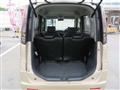 2010 Nissan ROOX