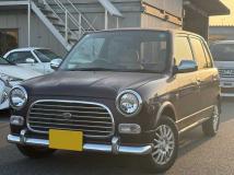 2001 Daihatsu Miragino