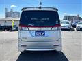 2012 Mitsubishi Delica