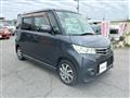 2010 Nissan ROOX