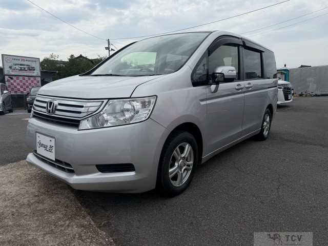 2012 Honda Step WGN