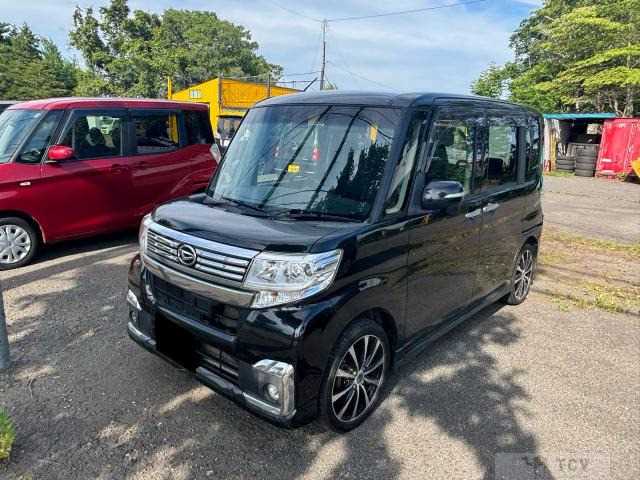 2016 Daihatsu Tanto Custom