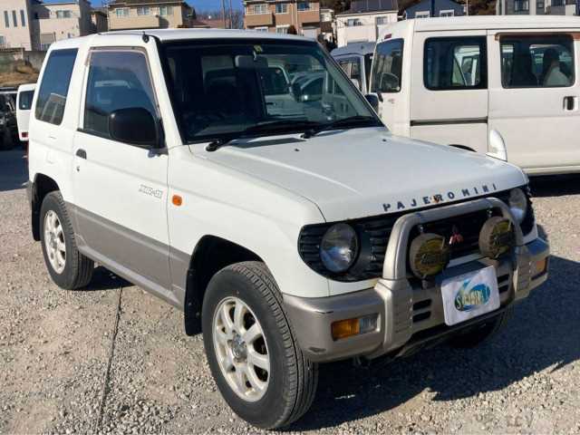 1998 Mitsubishi Pajero Mini