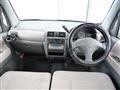 2001 Mitsubishi Toppo Bj