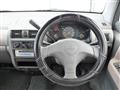 2001 Mitsubishi Toppo Bj