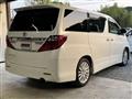 2012 Toyota Alphard G