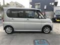 2012 Daihatsu Tanto