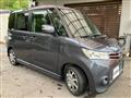 2012 Nissan ROOX